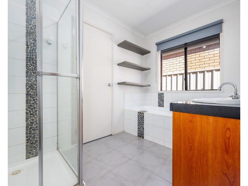 3 MELROSE CIRCUIT, Shepparton VIC 3630