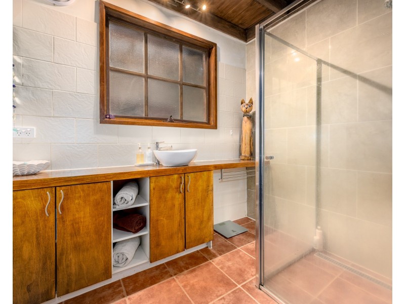 6 Cemetery Road, Cobram East VIC 3644