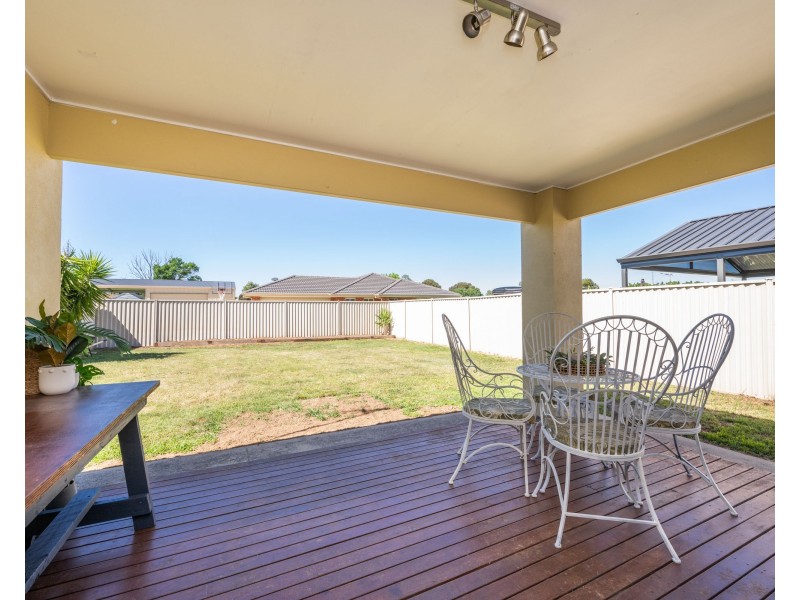 21 Greybox Way, Kialla VIC 3631