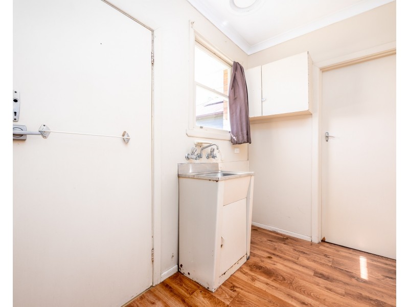 3 DUNROBIN STREET, Shepparton VIC 3630