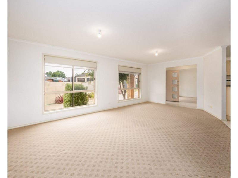 4/2 RANIER COURT, Shepparton VIC 3630