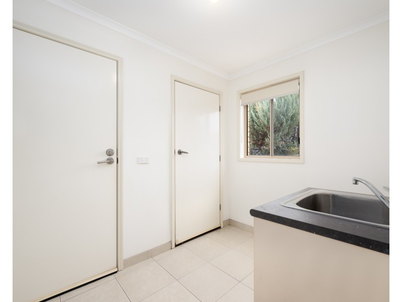 4/2 RANIER COURT, Shepparton VIC 3630