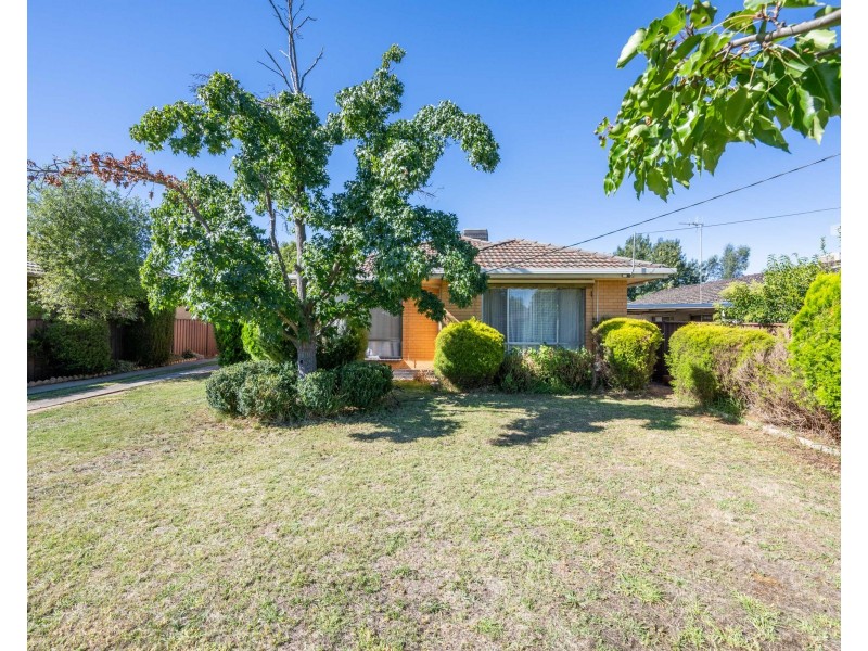 18 CARSON STREET, Shepparton VIC 3630