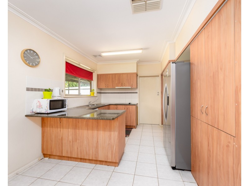 18 CARSON STREET, Shepparton VIC 3630