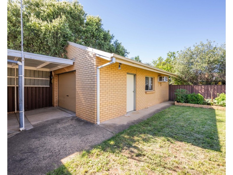 18 CARSON STREET, Shepparton VIC 3630