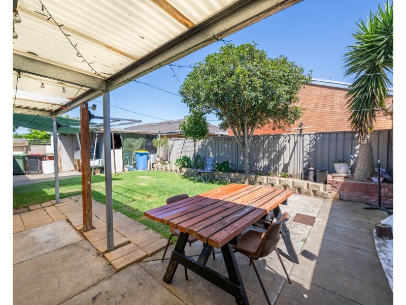 8 WARANGA STREET, Shepparton VIC 3630