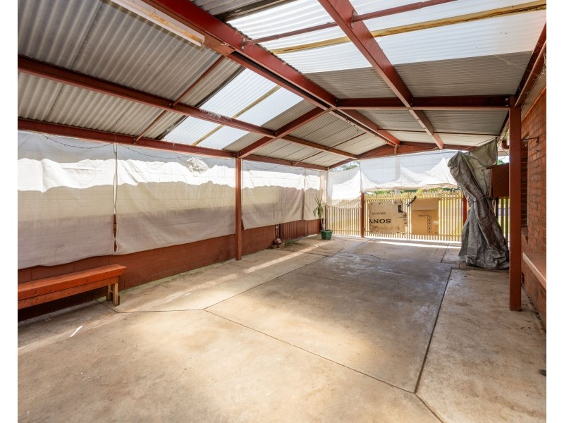 8 WARANGA STREET, Shepparton VIC 3630