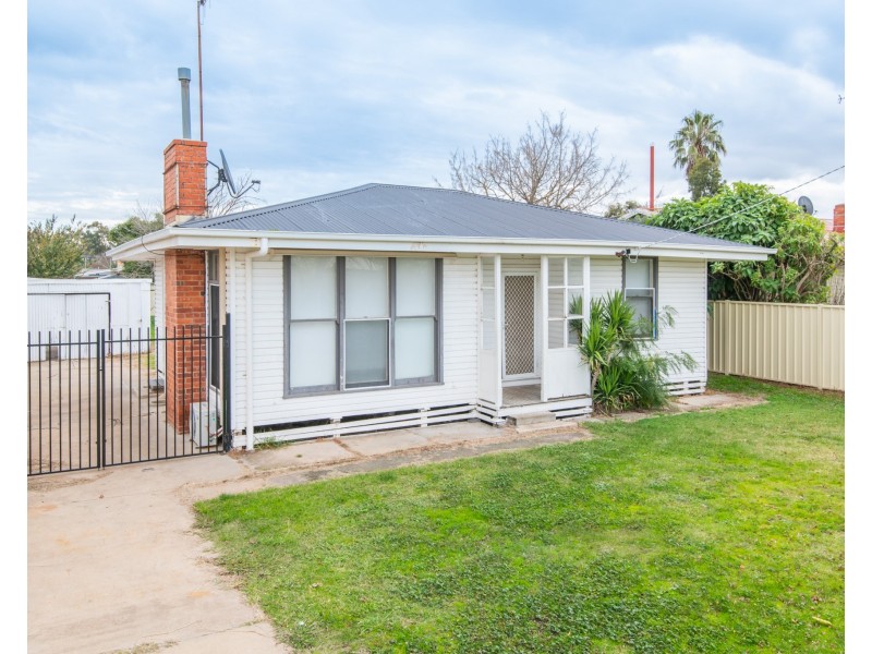 62 NEWTON STREET, Shepparton VIC 3630