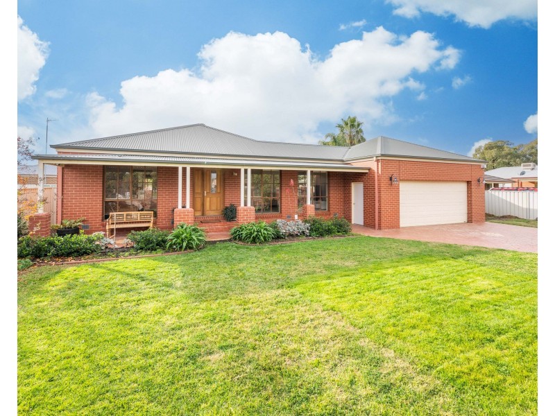 89 Parkside Drive, Shepparton VIC 3630