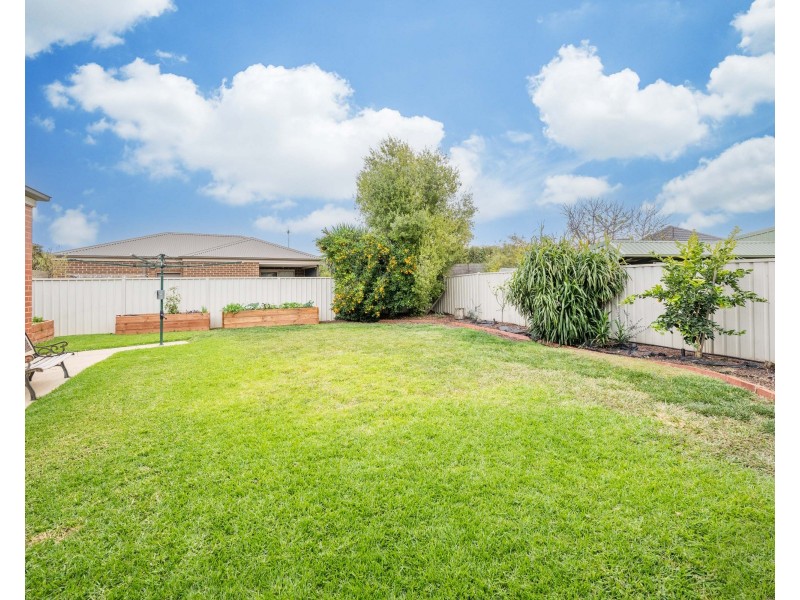 89 Parkside Drive, Shepparton VIC 3630