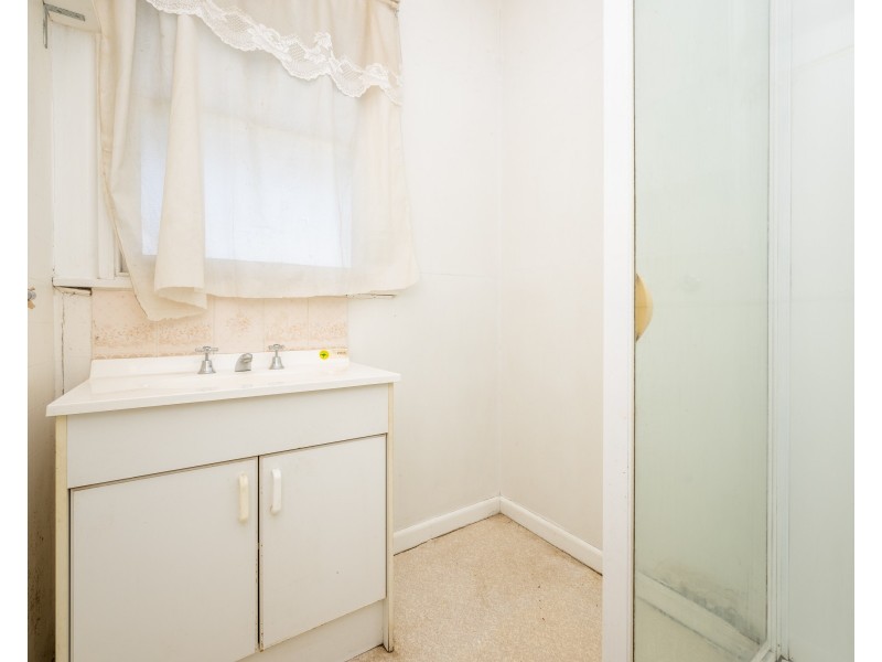 58 Cameron Avenue, Shepparton VIC 3630