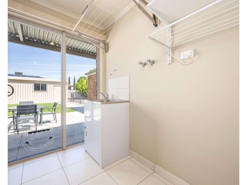 82 Poplar Avenue, Shepparton VIC 3630