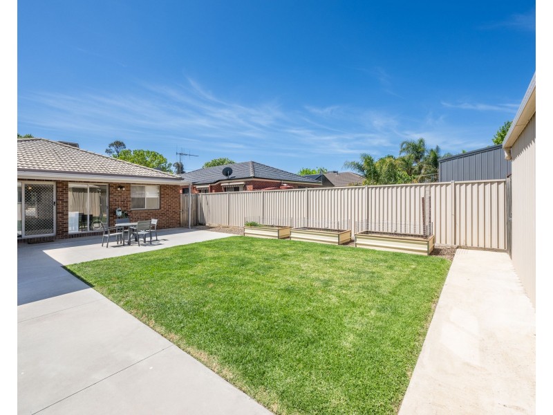 82 Poplar Avenue, Shepparton VIC 3630