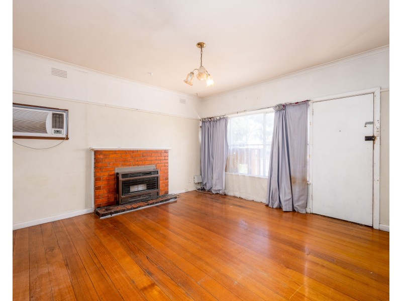 24 Cameron Avenue, Shepparton VIC 3630