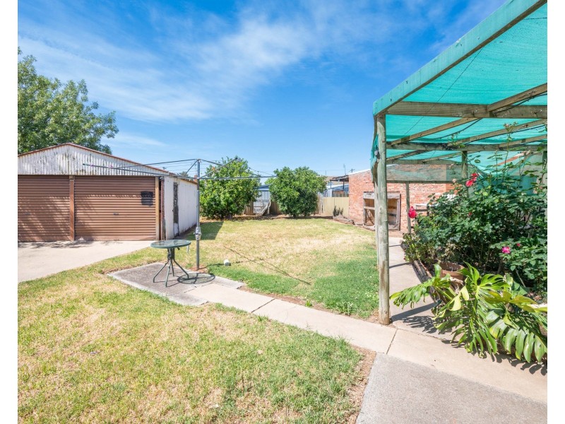 24 Cameron Avenue, Shepparton VIC 3630