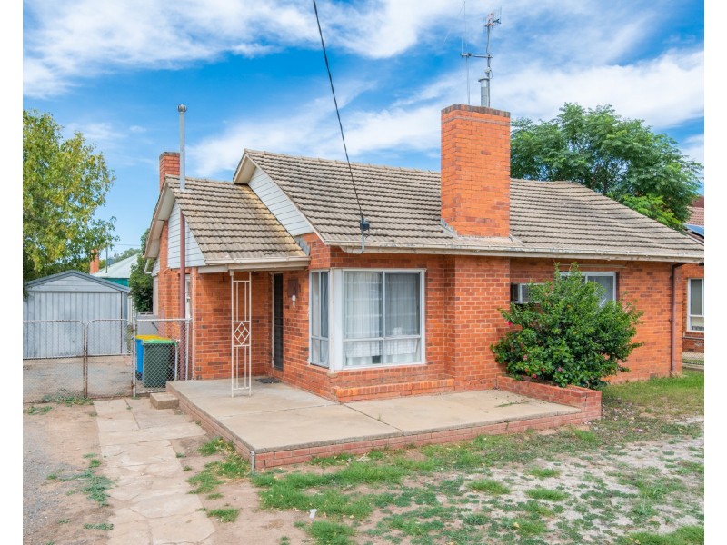 36 BALACLAVA ROAD, Shepparton VIC 3630