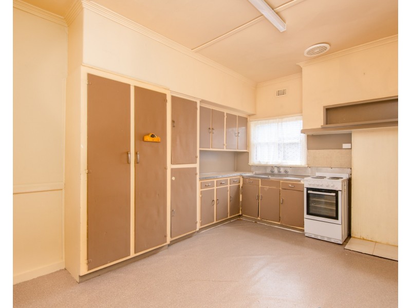 36 BALACLAVA ROAD, Shepparton VIC 3630