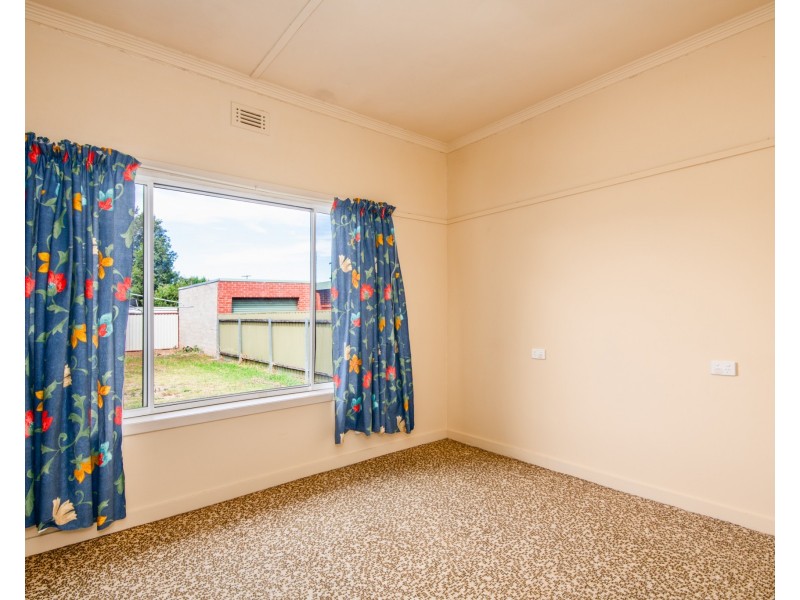 36 BALACLAVA ROAD, Shepparton VIC 3630