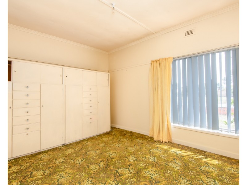 36 BALACLAVA ROAD, Shepparton VIC 3630