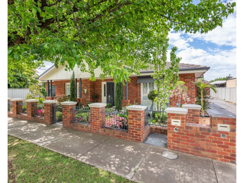 1/15 BARKER AVENUE, Shepparton VIC 3630