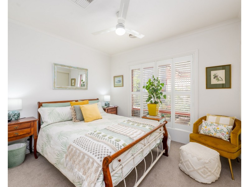 1/15 BARKER AVENUE, Shepparton VIC 3630