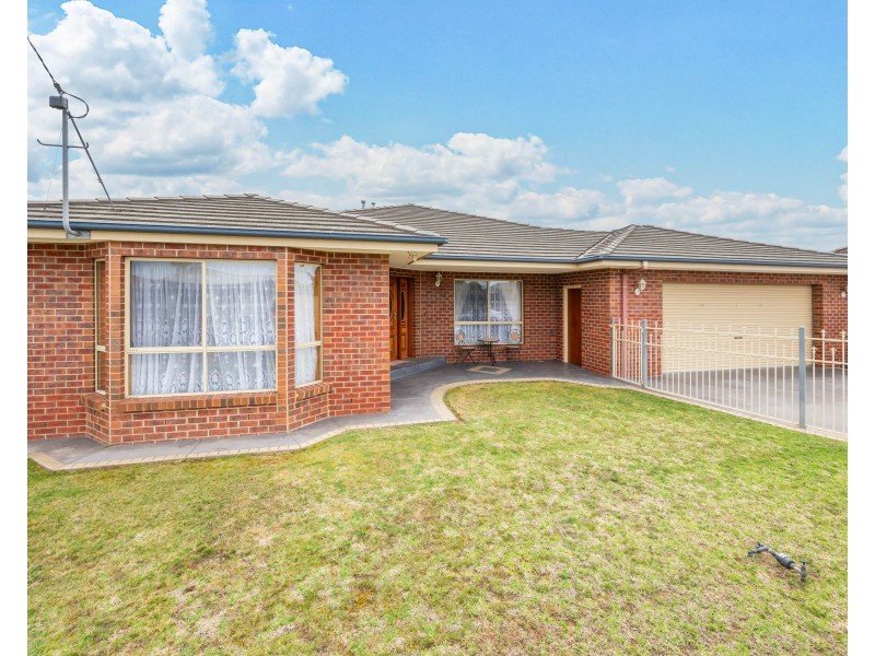 11 SUTTON ROAD, Shepparton VIC 3630