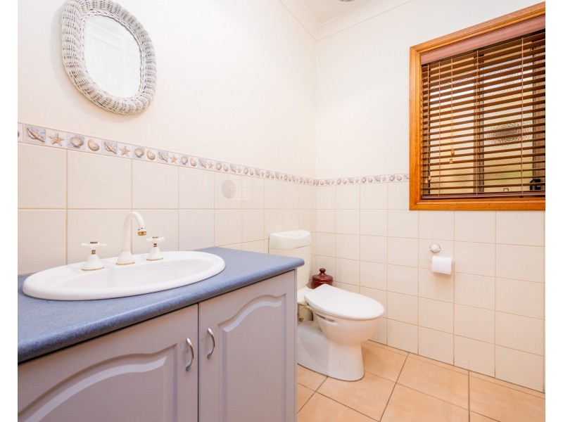 11 SUTTON ROAD, Shepparton VIC 3630