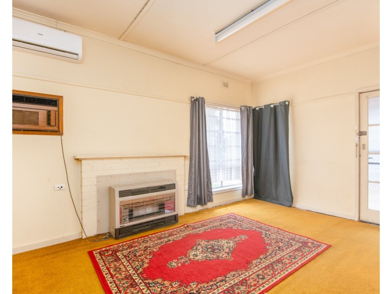 36 BALACLAVA ROAD, Shepparton VIC 3630