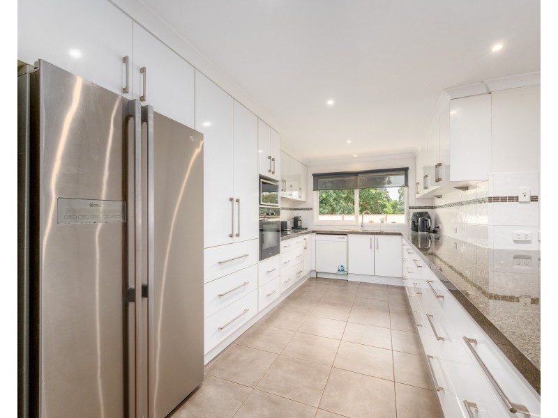 130 River Road, Kialla VIC 3631