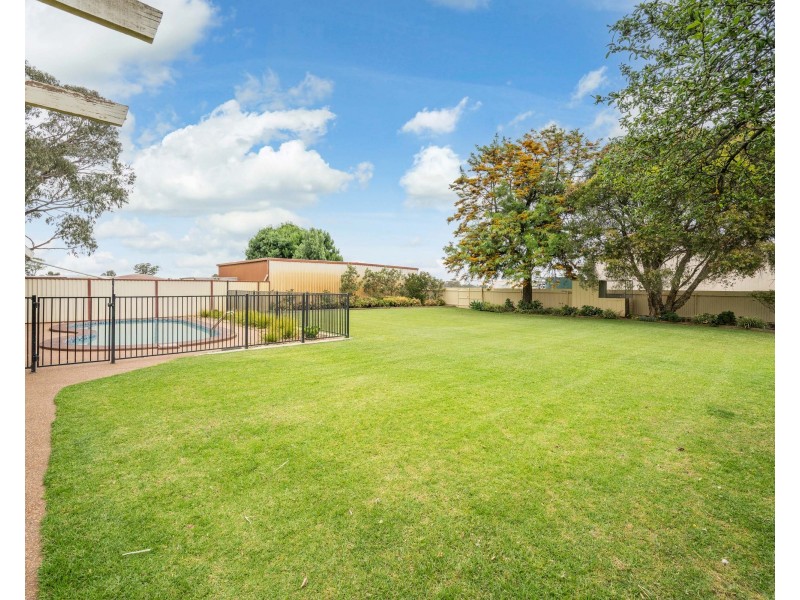130 River Road, Kialla VIC 3631