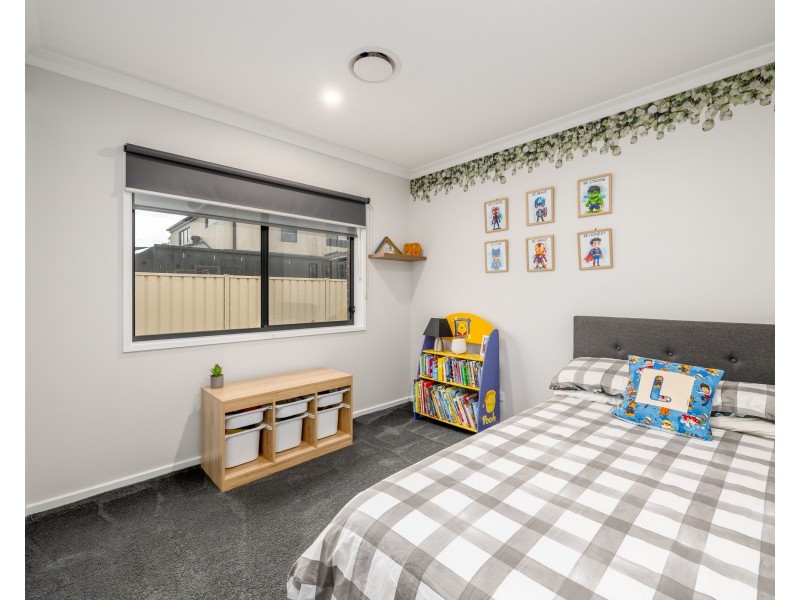 6 PERTOBE DRIVE, Kialla VIC 3631