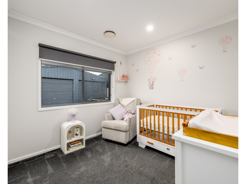 6 PERTOBE DRIVE, Kialla VIC 3631