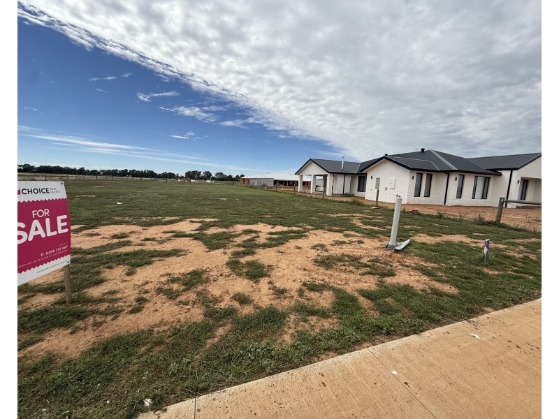 16 Queenfish Road, Tatura VIC 3616