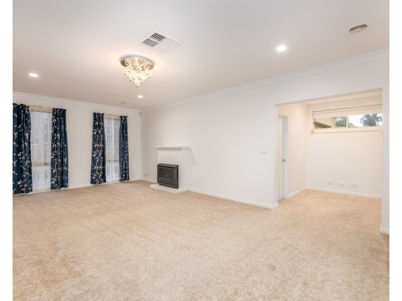 19 Dunstan Court, Shepparton VIC 3630