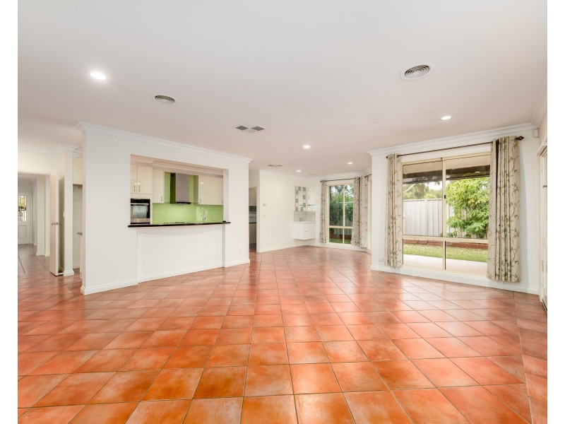 19 Dunstan Court, Shepparton VIC 3630
