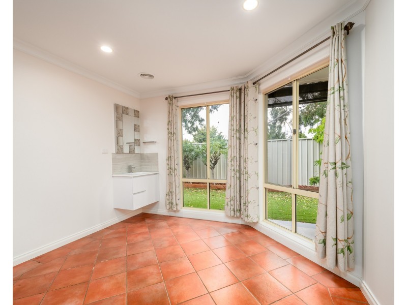 19 Dunstan Court, Shepparton VIC 3630