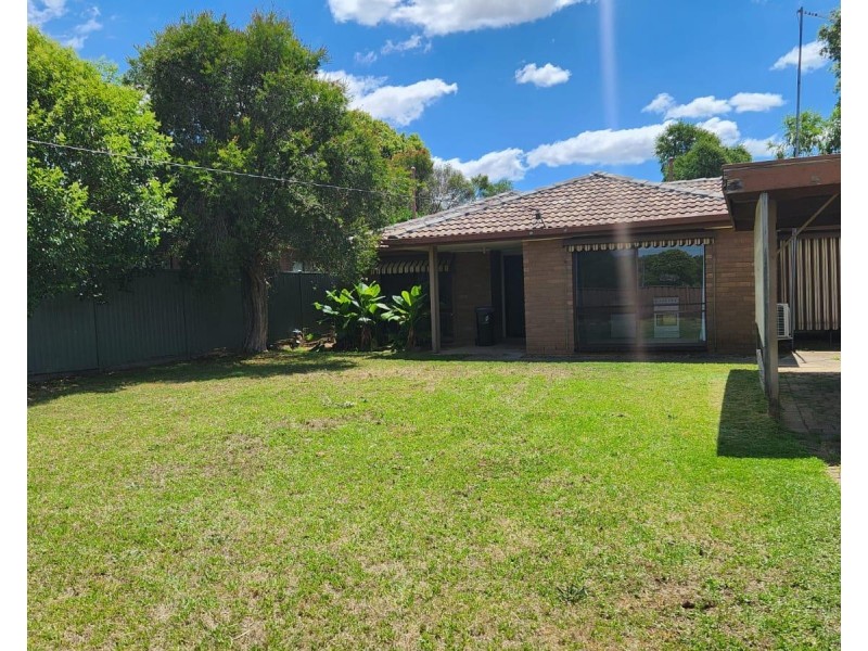 17 Batman Avenue, Shepparton VIC 3630