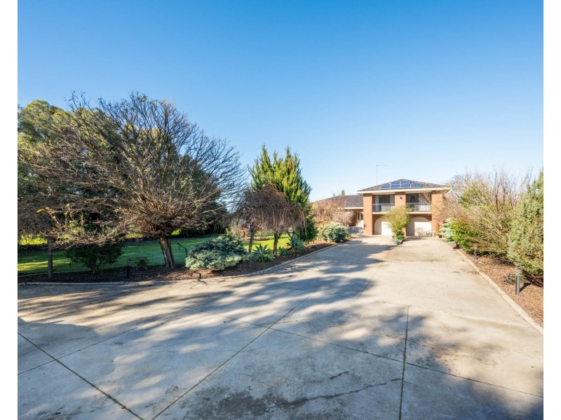 612 & 614 Midland Hwy, Shepparton East VIC 3631