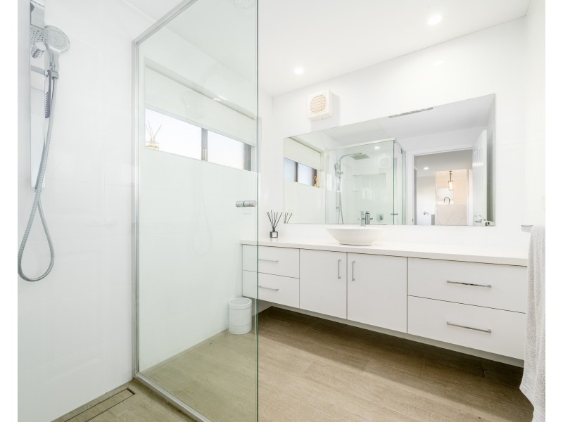612 & 614 Midland Hwy, Shepparton East VIC 3631