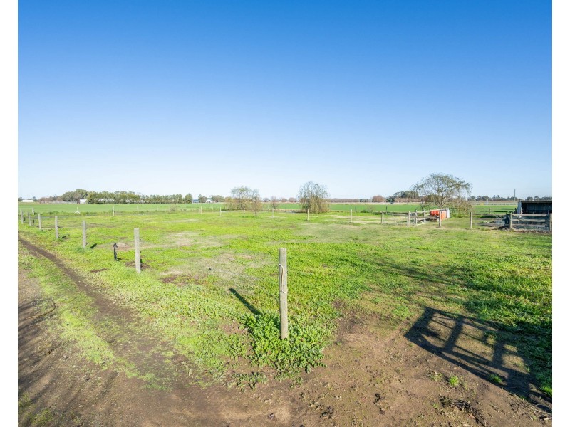 612 & 614 Midland Hwy, Shepparton East VIC 3631