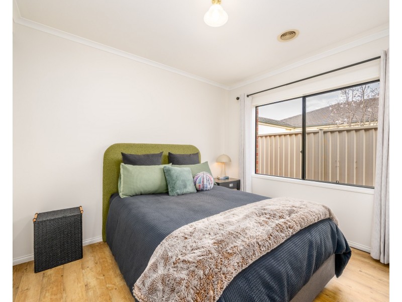 8 Paradise Court, Kialla VIC 3631