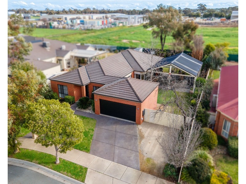 8 Paradise Court, Kialla VIC 3631