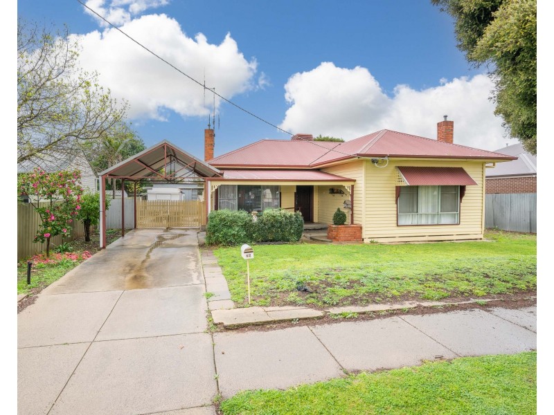 82 Ross Street, Tatura VIC 3616