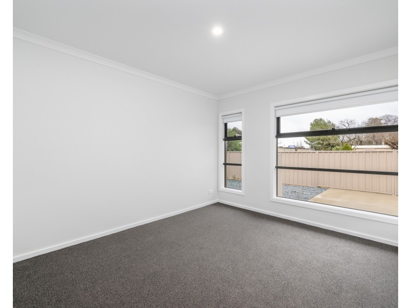 7A VICKERS STREET, Kialla VIC 3631