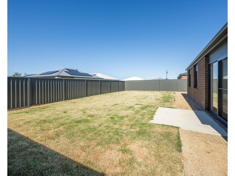 5 Carex Street, Yarrawonga VIC 3730