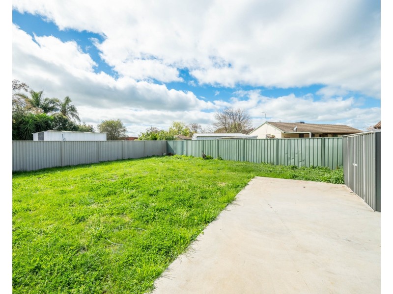2 SURREY COURT, Shepparton VIC 3630