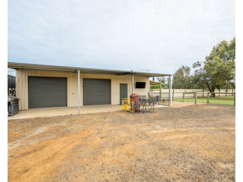 230 Hickey Road, Katandra West VIC 3634