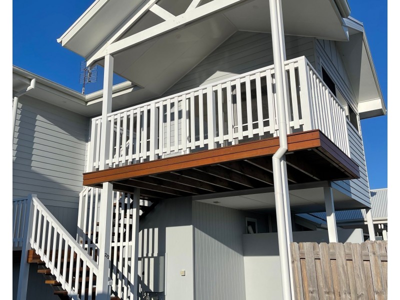 2/2 Blue Horizon Drive, Casuarina NSW 2487