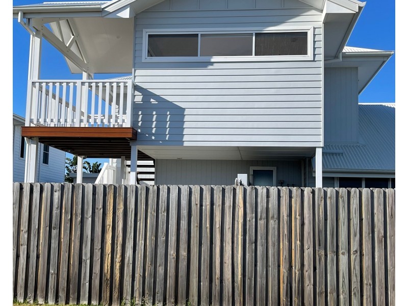 2/2 Blue Horizon Drive, Casuarina NSW 2487