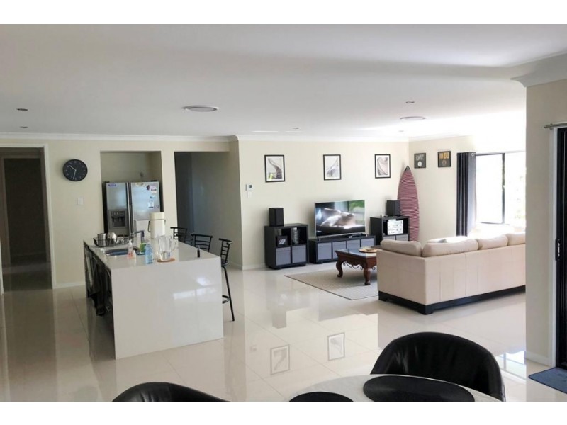 65 Laceflower Parade, Casuarina NSW 2487